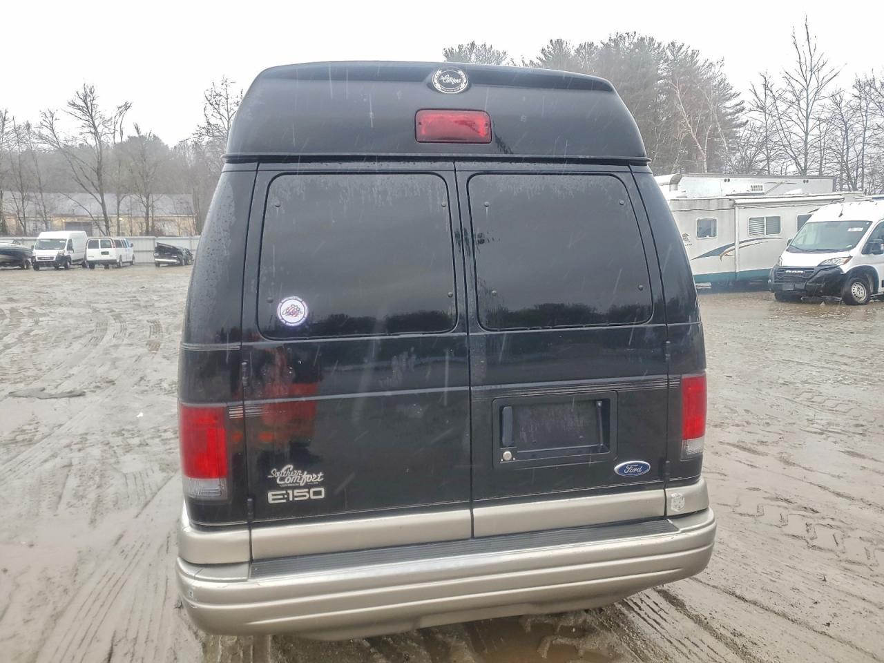 2004 Ford Econoline E150 Van