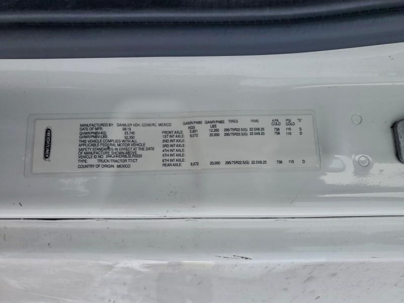 2020 Freightliner Cascadia 126 Semi Truck