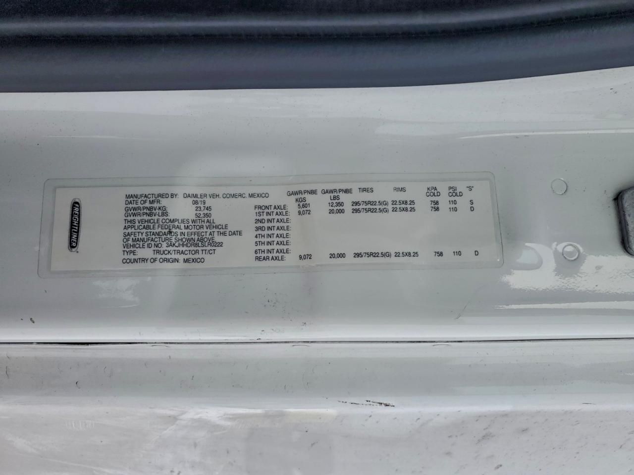 2020 Freightliner Cascadia 126 Semi Truck