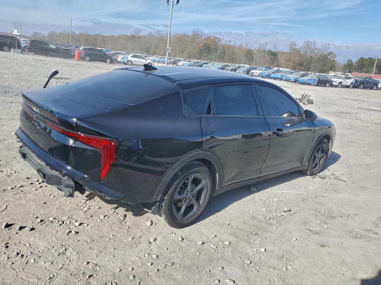 2025 KIA K4 lx