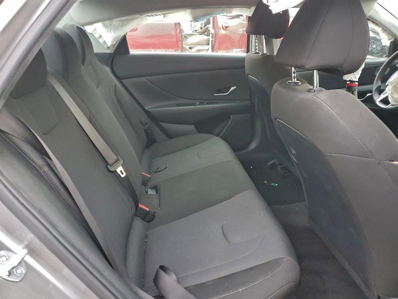 2023 Hyundai Elantra se