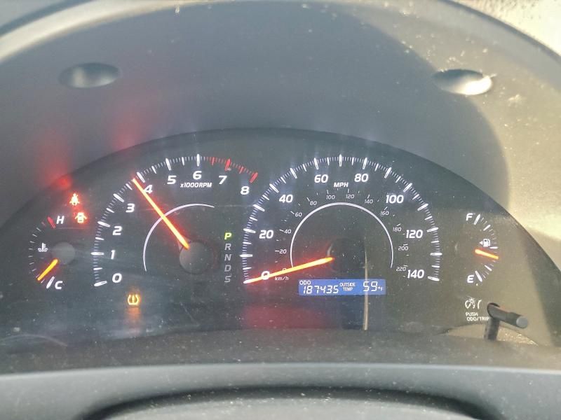 2010 Toyota Camry le