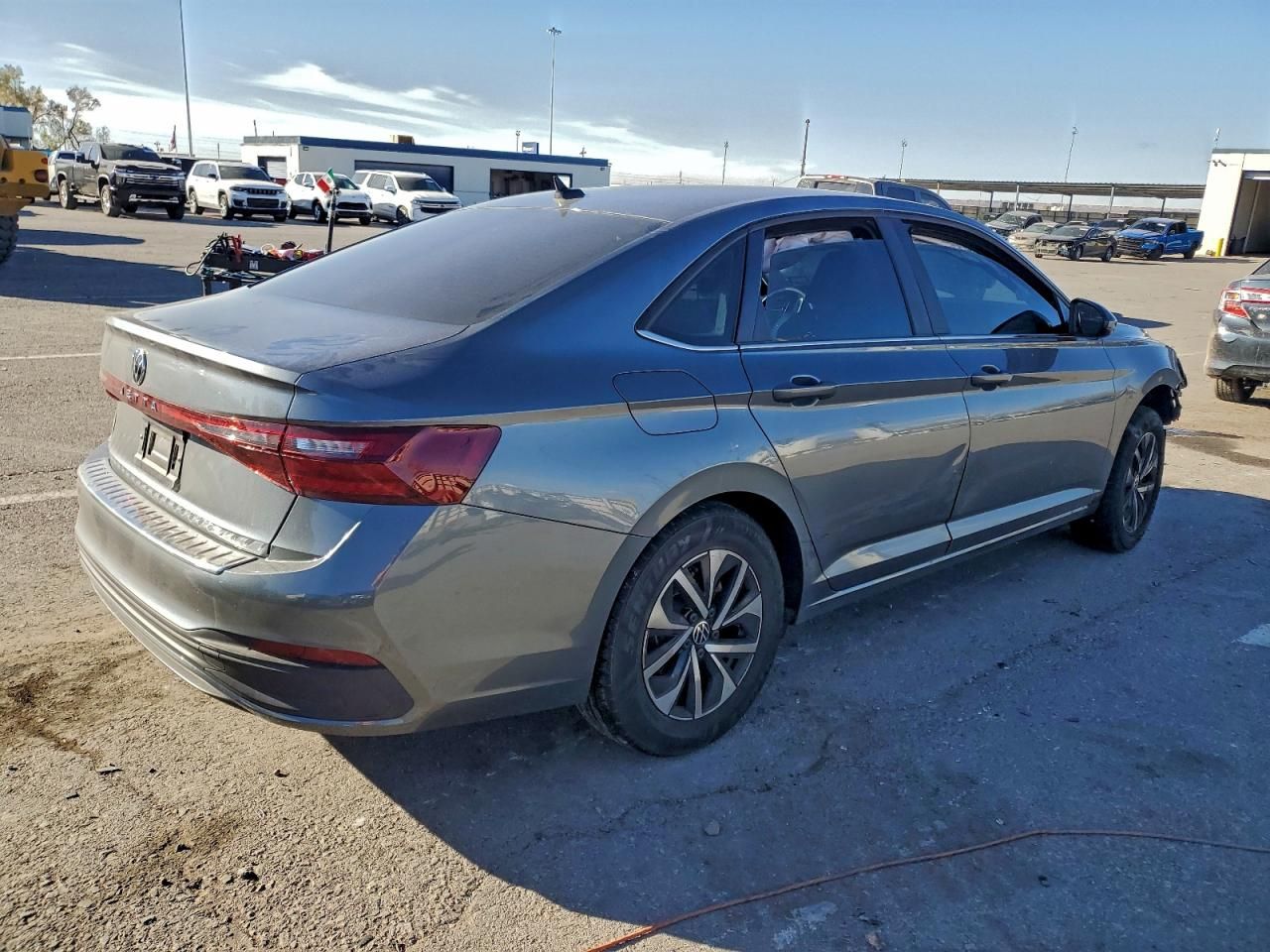 2025 Volkswagen Jetta s