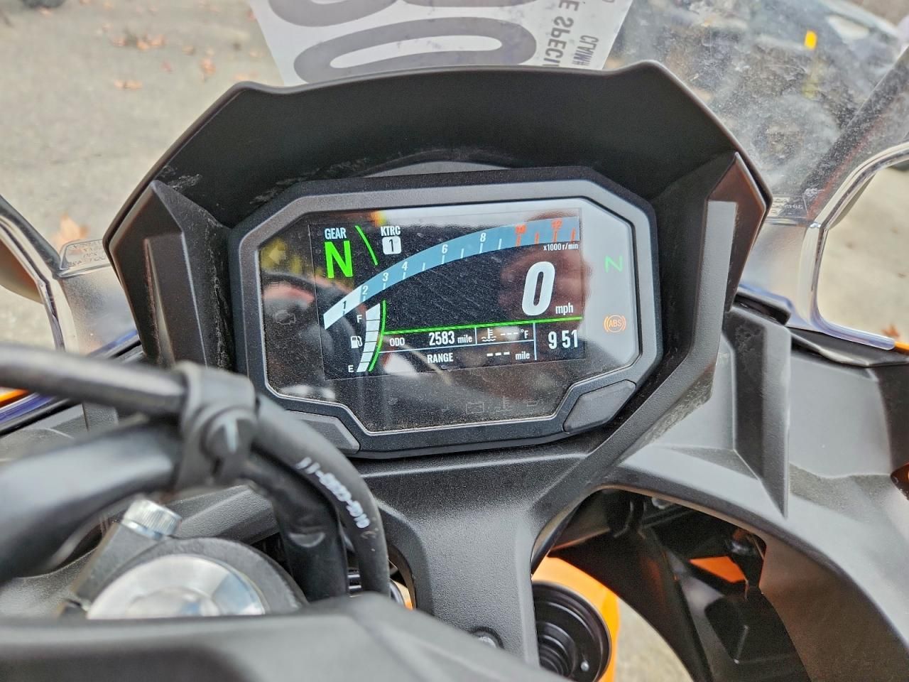 2025 Kawasaki EX650 P