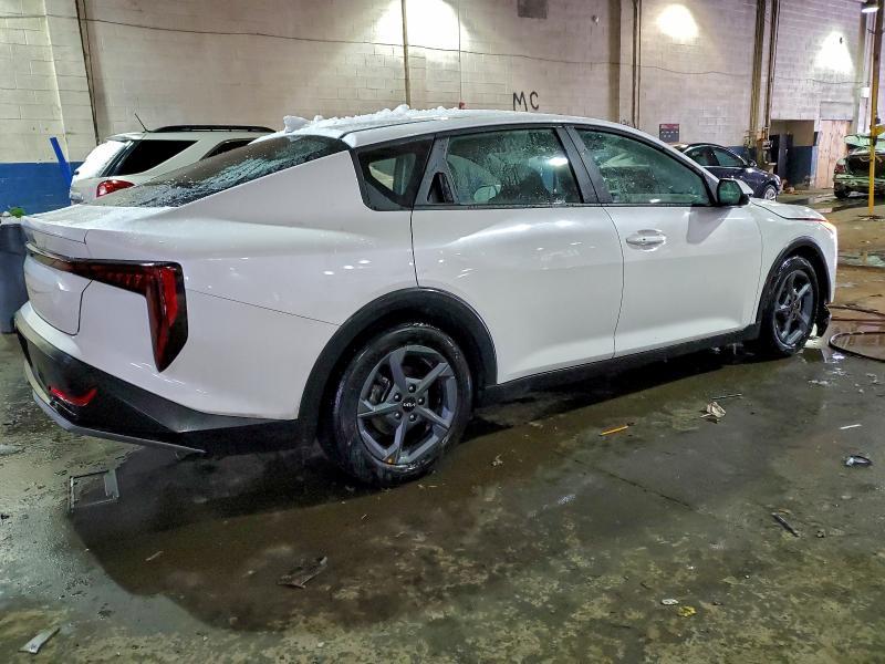 2025 KIA K4 lx