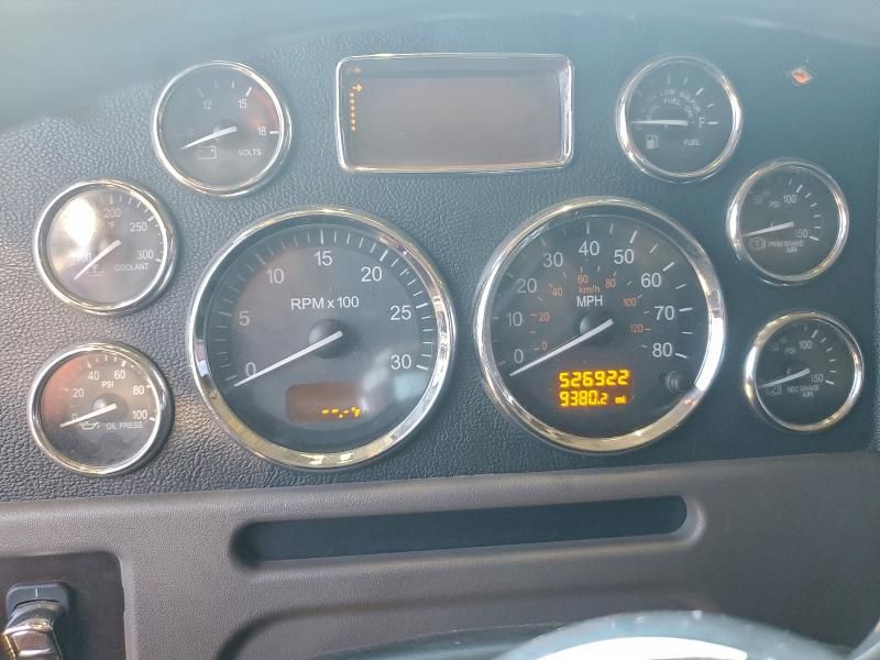 2019 Peterbilt 389 Semi Truck