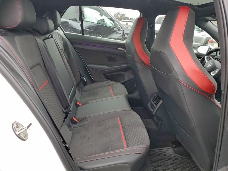 2025 Volkswagen Gti se