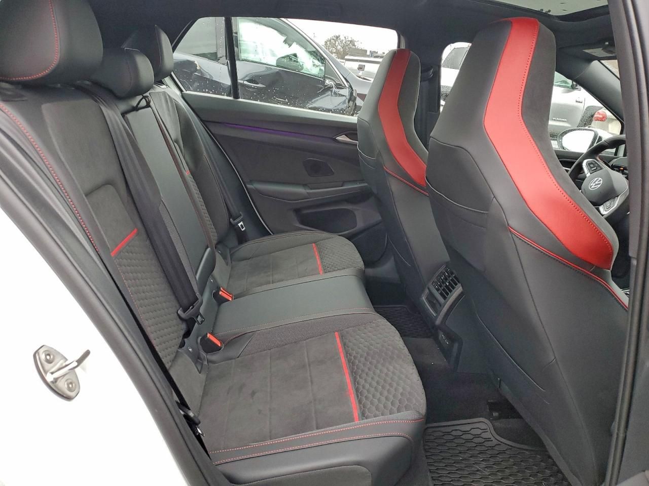 2025 Volkswagen Gti se