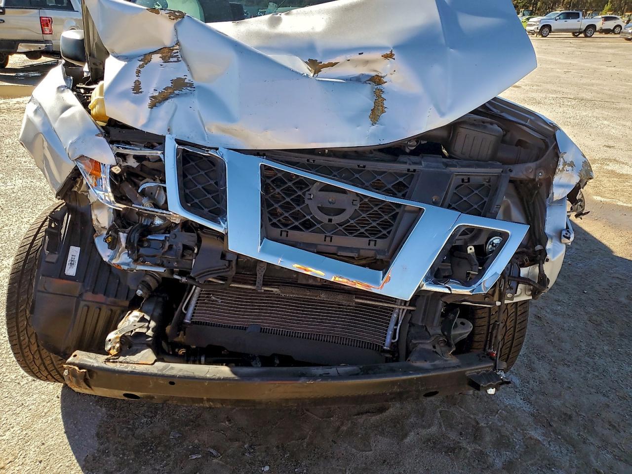 2019 Nissan Frontier s