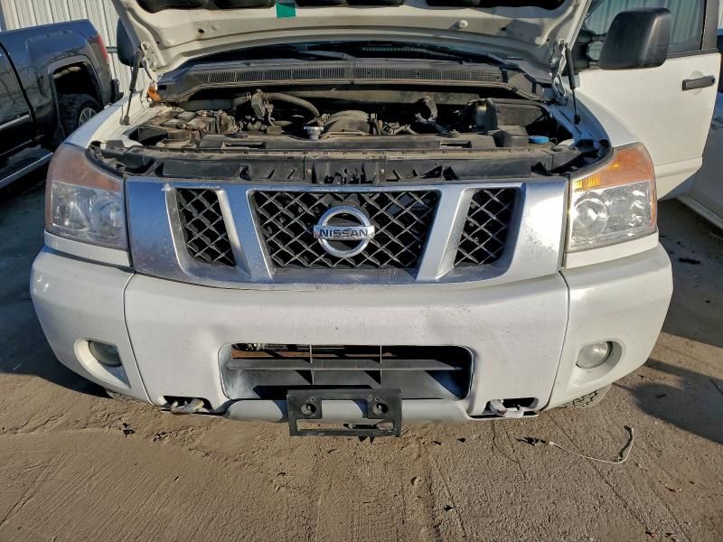 2015 Nissan Titan s