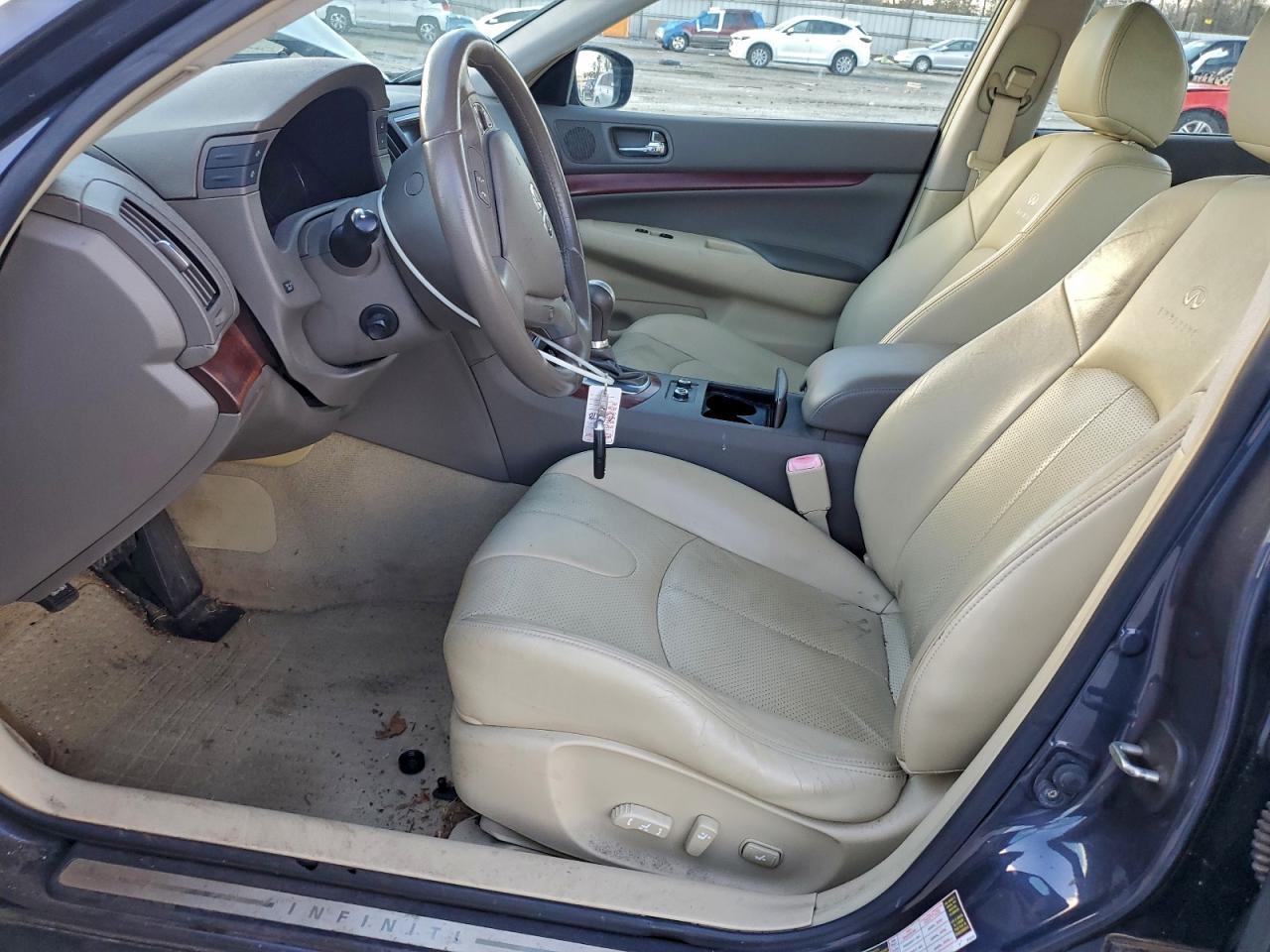 2009 Infiniti G37 Base