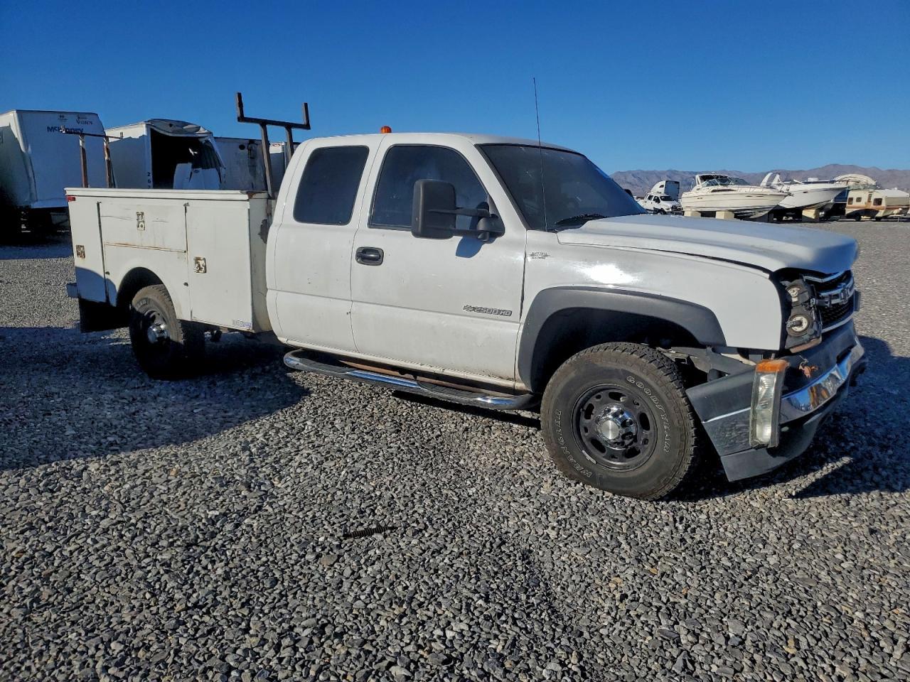 2006 Chev Rolet Silverado Utility / Service Truck