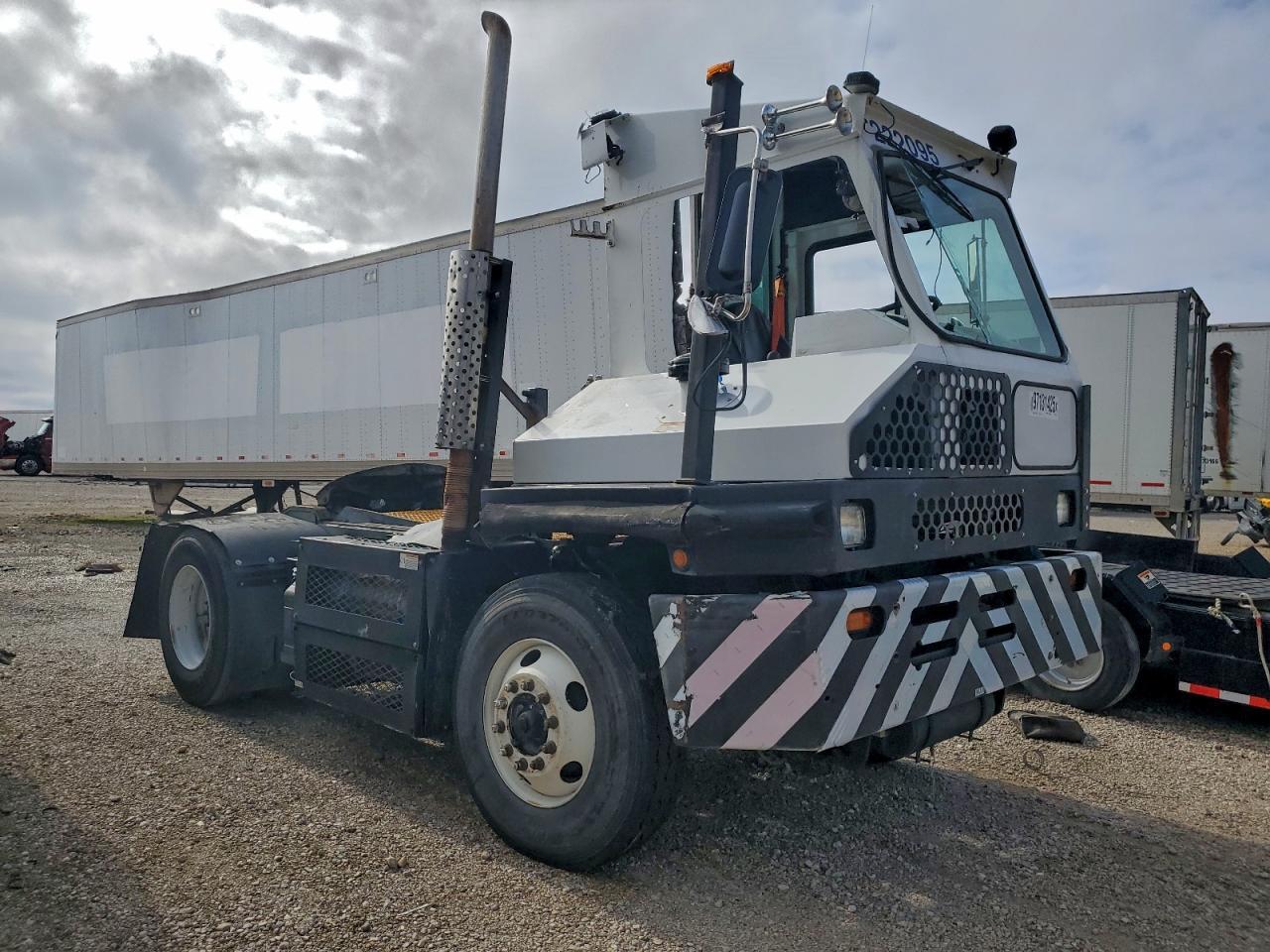 2022 Capacity Of Texas 2022 Capacity TJ5000 Yard Truck