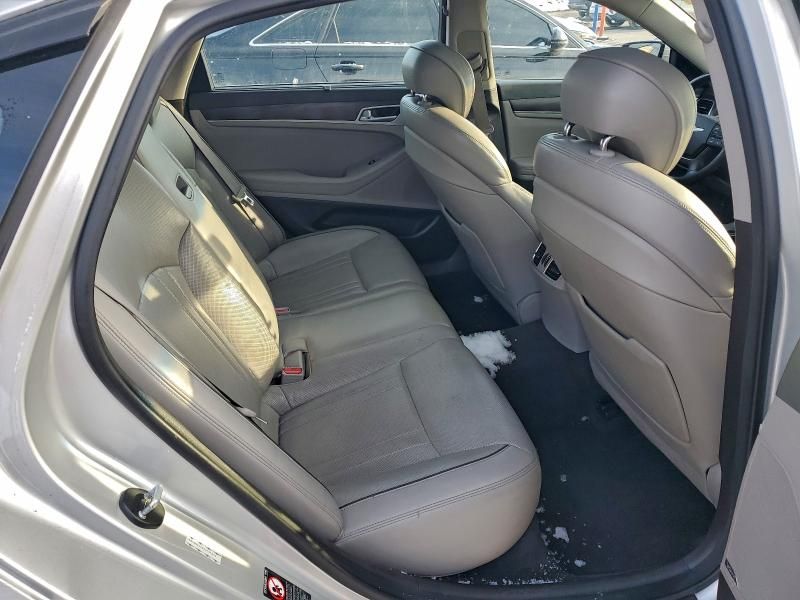 2017 Genesis G80 Base