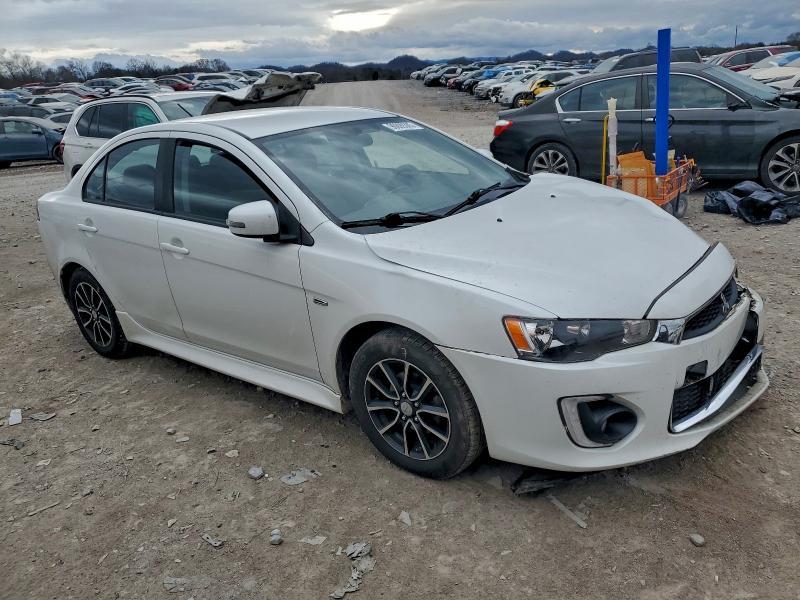 2017 Mitsubishi Lancer es