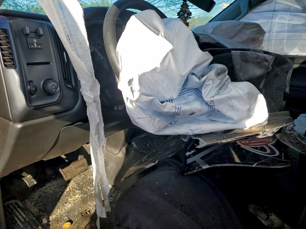 2022 Chevrolet Silverado Medium Duty