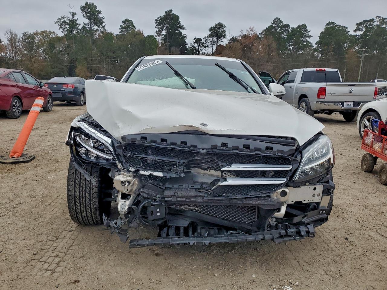 2021 Mercedes-Benz C300