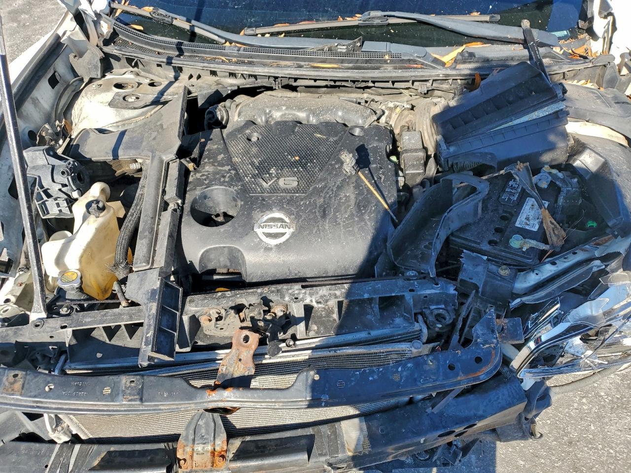 2010 Nissan Maxima s