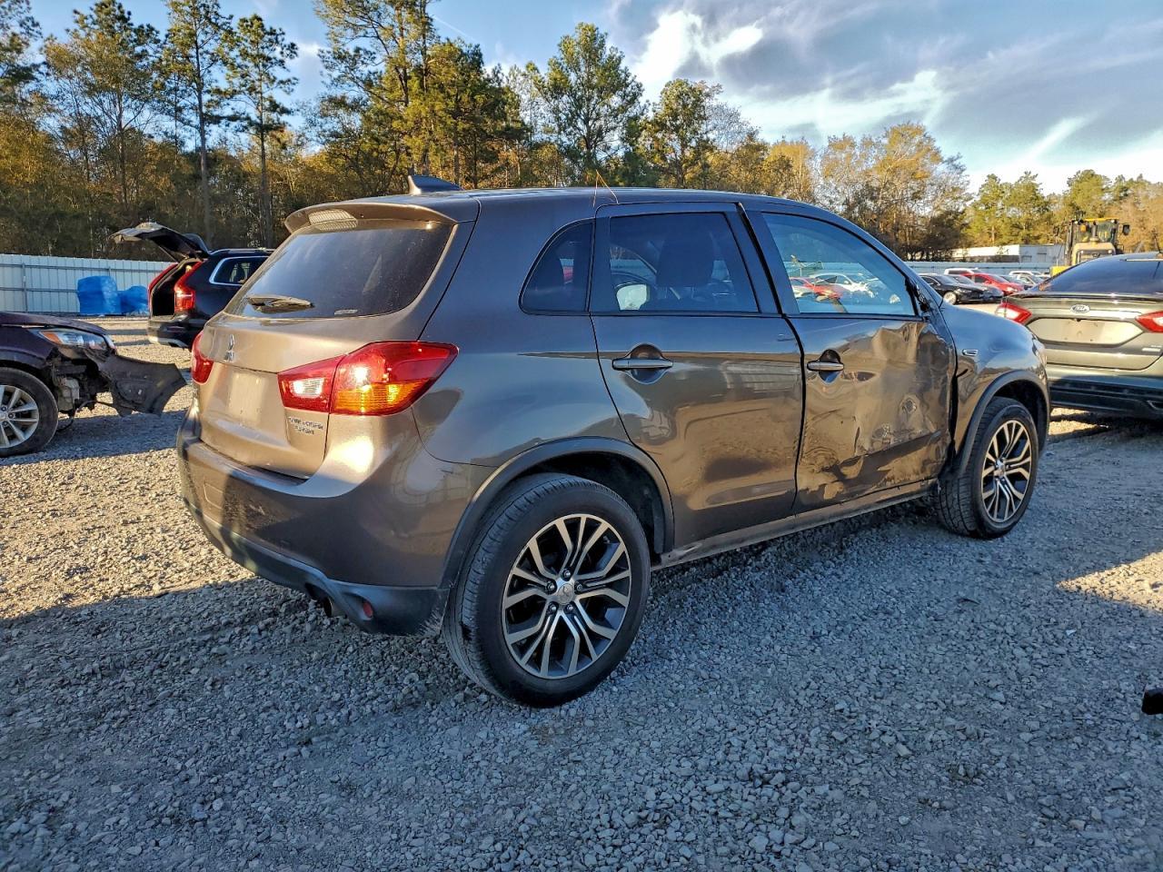 2017 Mitsubishi Outlander Sport es