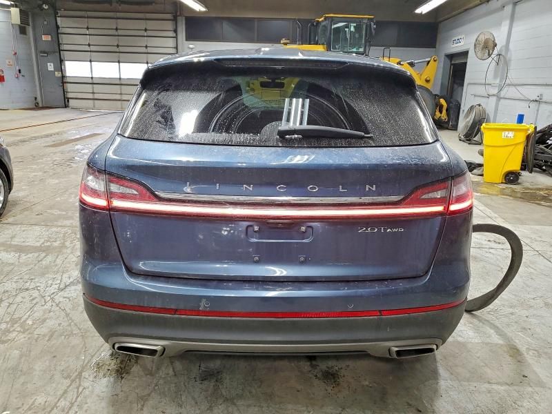 2019 Lincoln Nautilus Reserve