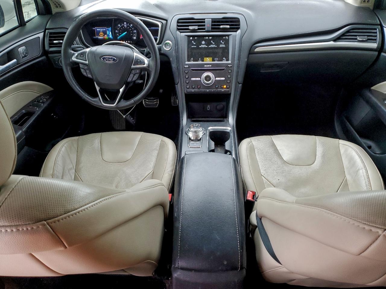 2017 Ford Fusion Titanium hev