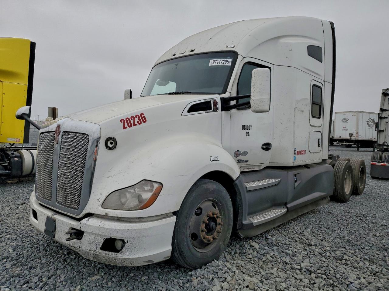 2022 Kenworth T680 Semi Truck