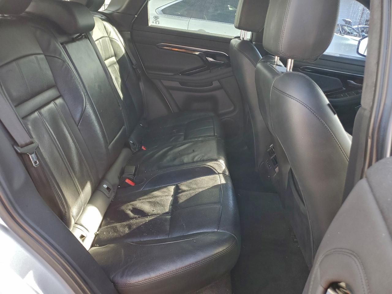 2020 Land Rover Range Rover Evoque s