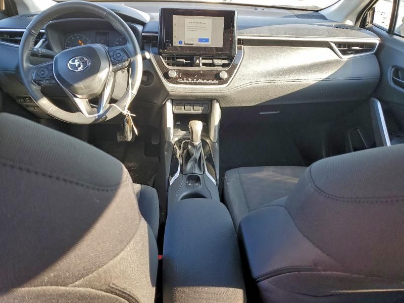 2024 Toyota Corolla Cross le