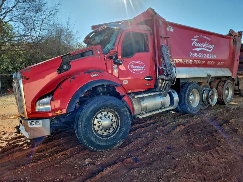 2025 Kenworth T880 Dump Truck