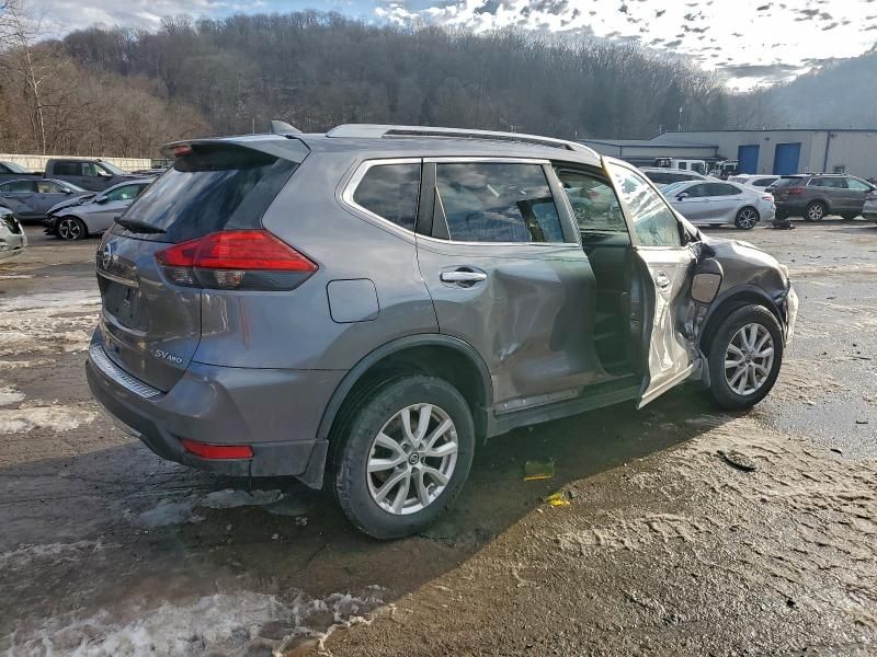 2017 Nissan Rogue sv