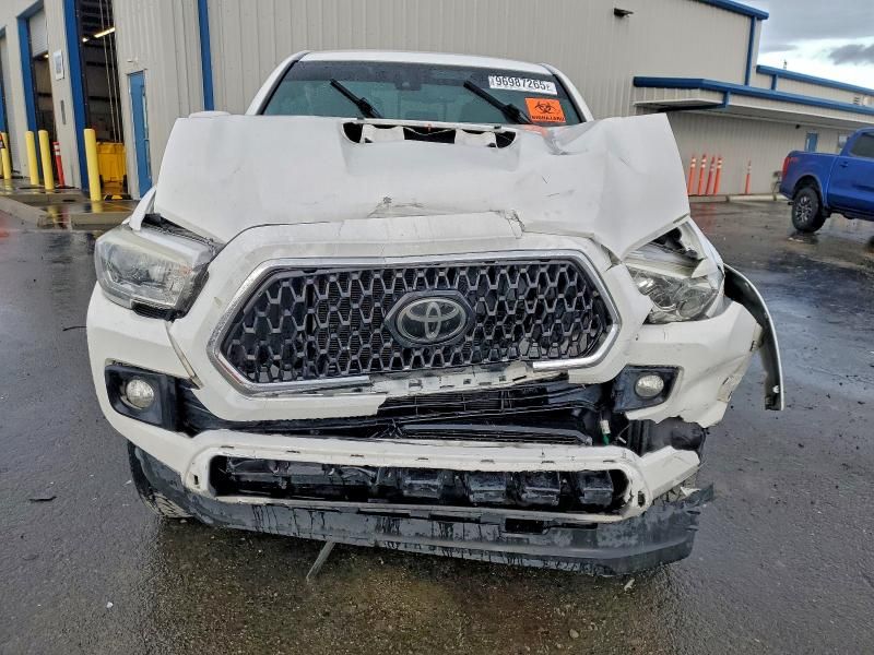2018 Toyota Tacoma Double cab