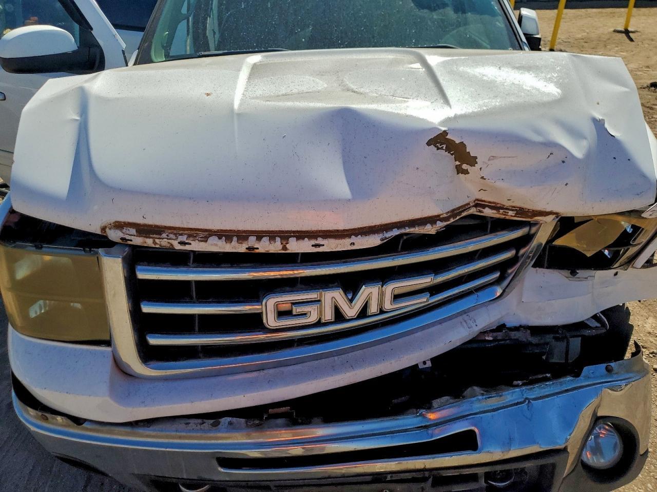 2013 GMC Sierra C1500 SLT