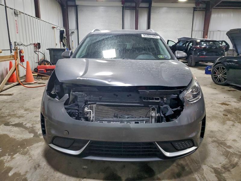 2017 KIA Niro fe