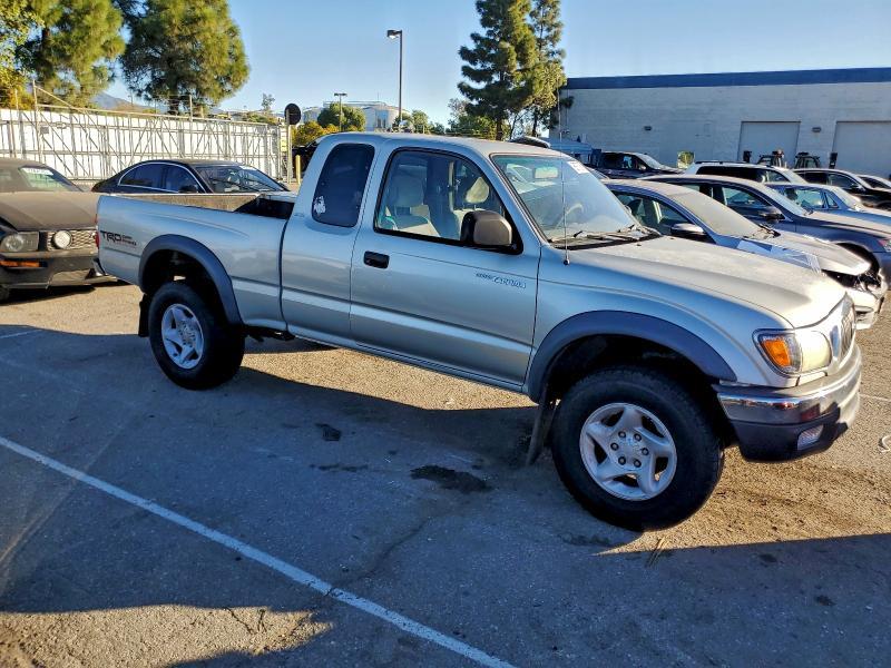 2004 Toyota Tacoma Xtracab Prerunner