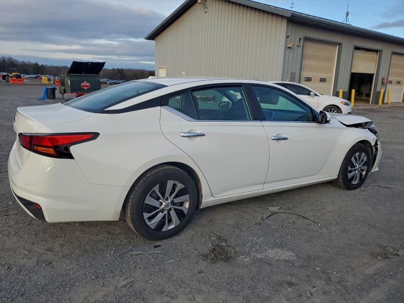 2019 Nissan Altima s