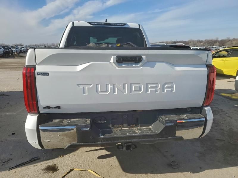2025 Toyota Tundra Crewmax sr