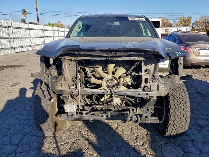 2016 Toyota Tacoma Double cab
