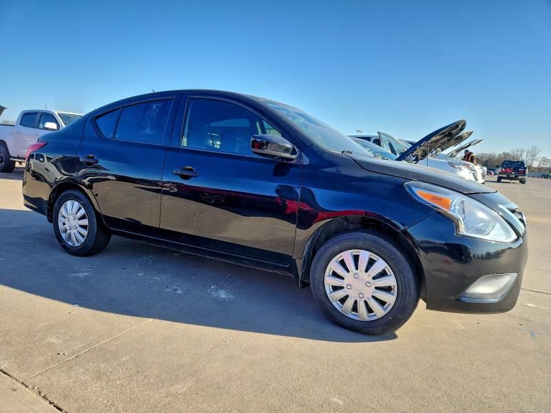 2016 Nissan Versa s