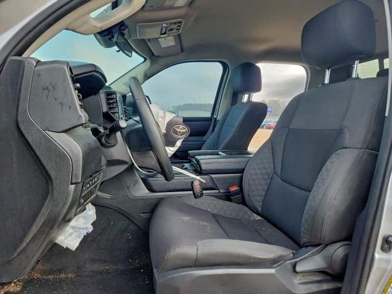 2023 Toyota Tundra Double cab sr