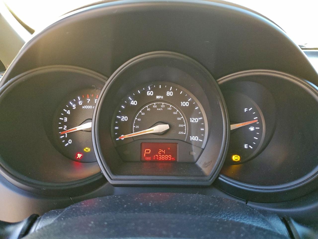 2012 KIA Rio lx