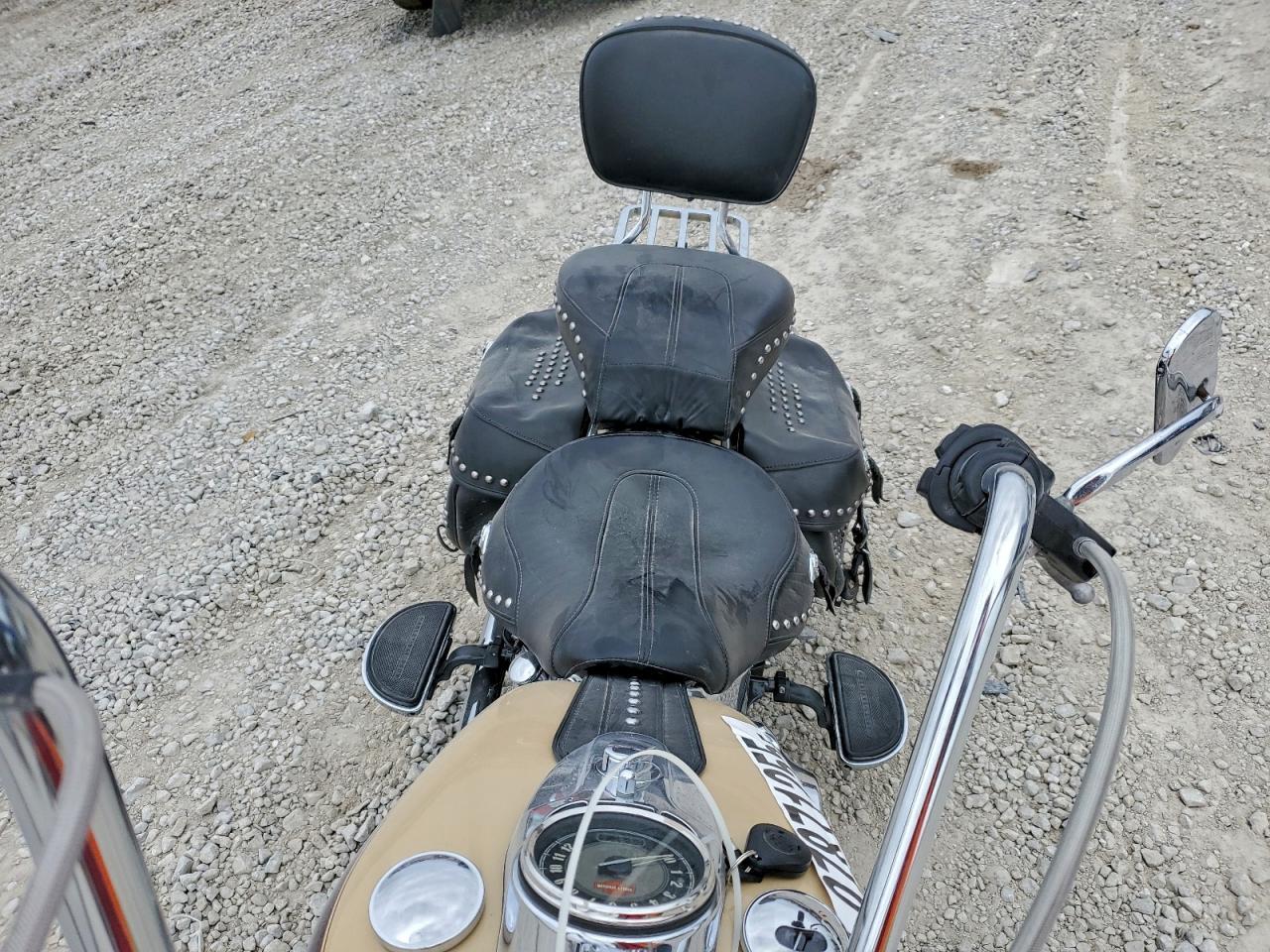 2015 Harley-Davidson Flstc Heritage Softail Classic