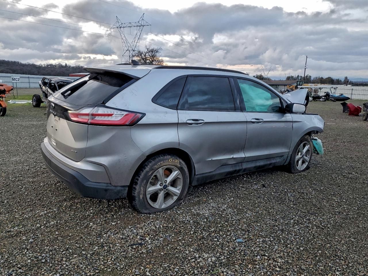 2022 Ford Edge se