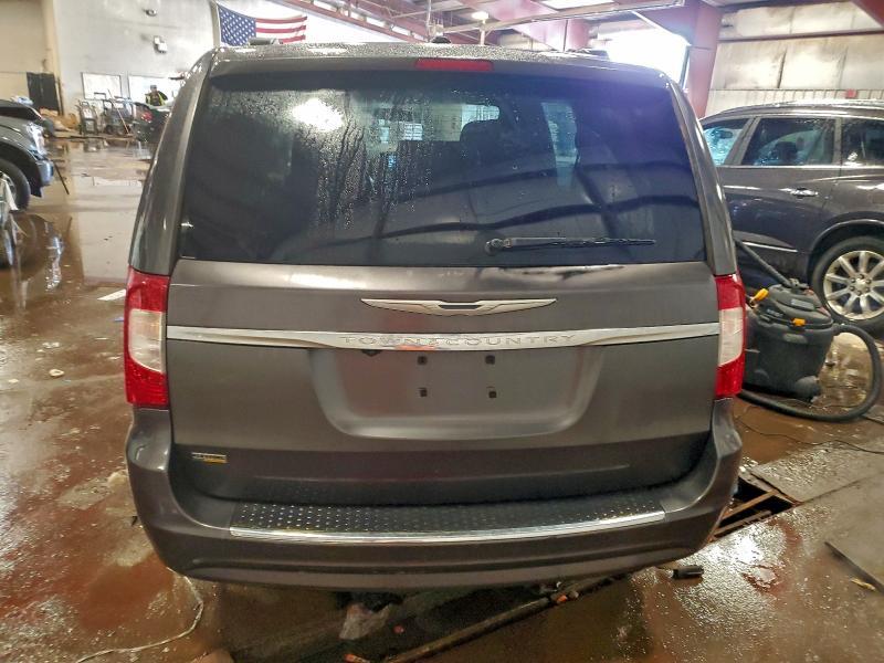 2016 Chrysler Town & Country Touring l