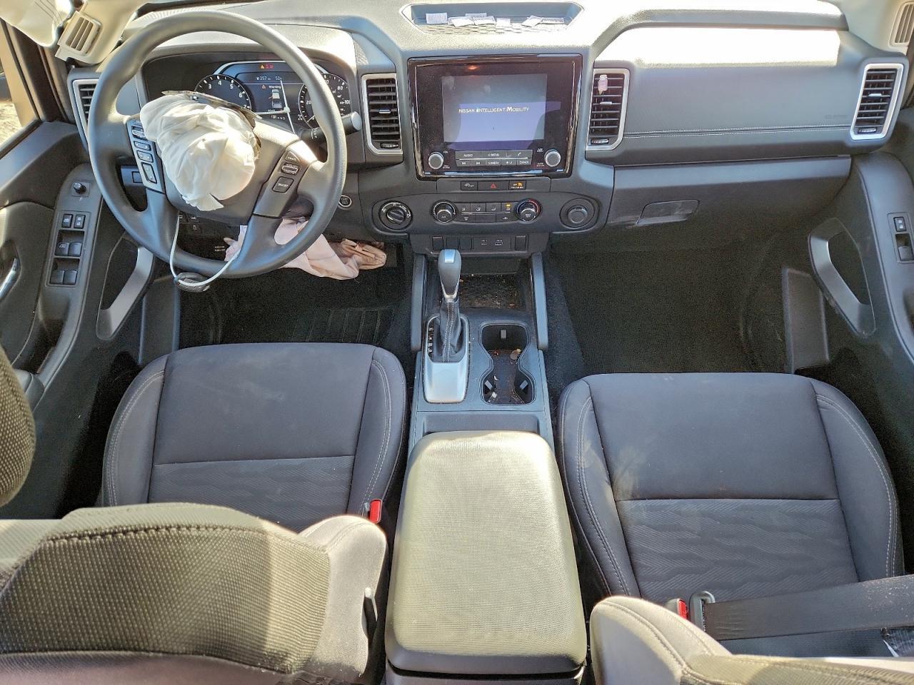2024 Nissan Frontier s