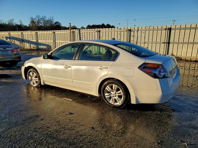2010 Nissan Altima Base