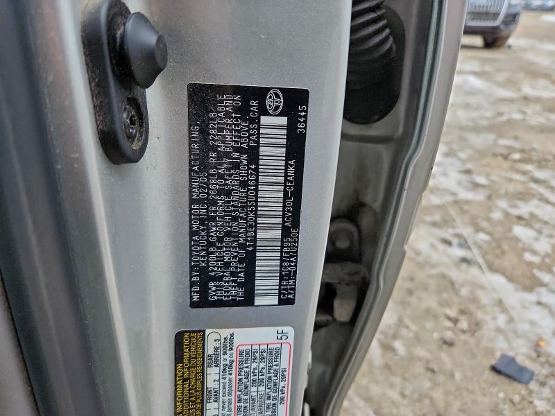 2005 Toyota Camry le