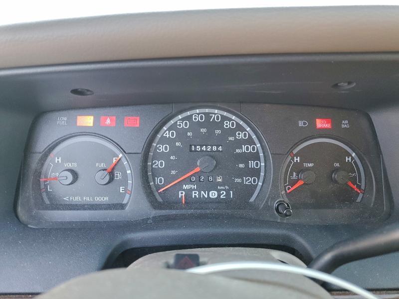 2004 Ford Crown Victoria