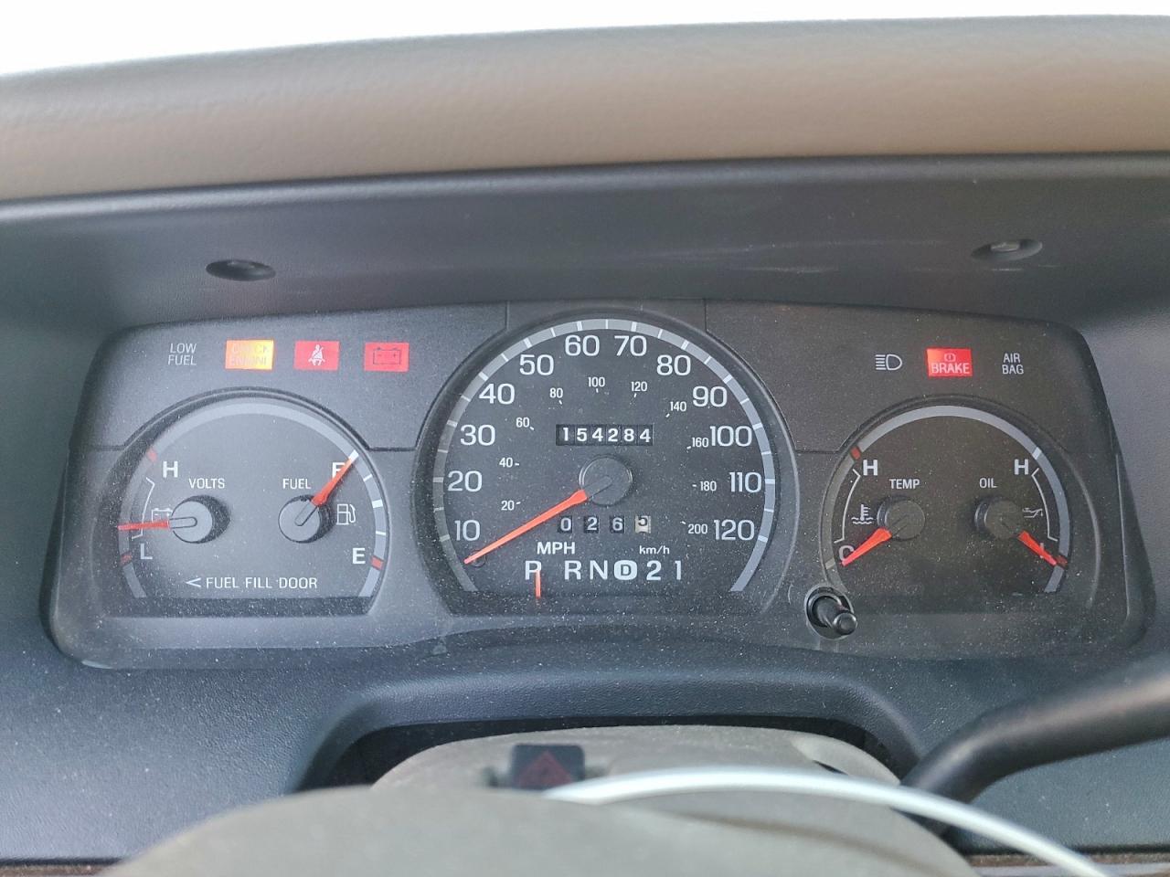 2004 Ford Crown Victoria