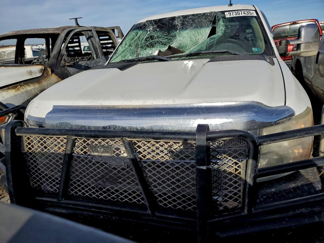 2011 Chevrolet Silverado Flatbed Truck