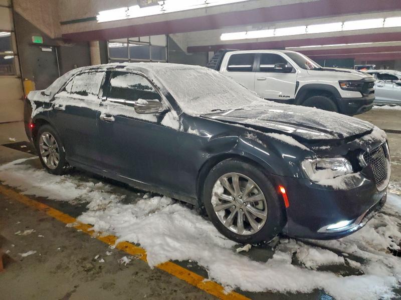 2017 Chrysler 300c
